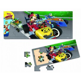 Mickey și piloții de curse- Puzzle din l